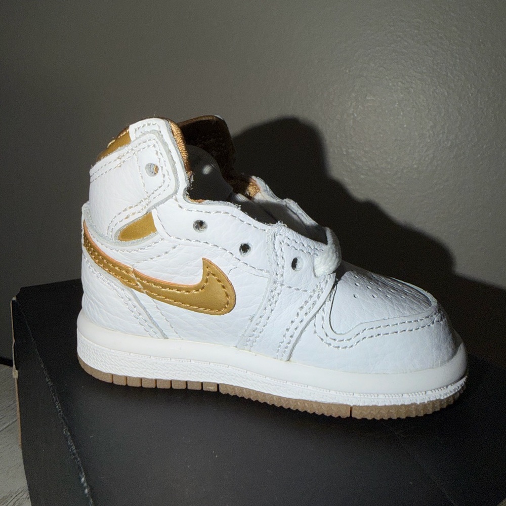 JORDAN 1 RETRO HIGH OG (TD)